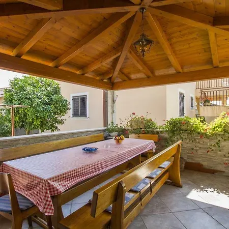 Artapart Z Апартаменты Рабац